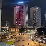 Luxurious Apartment In The Heart Of Cairo Overlooking The Nile, Dokki