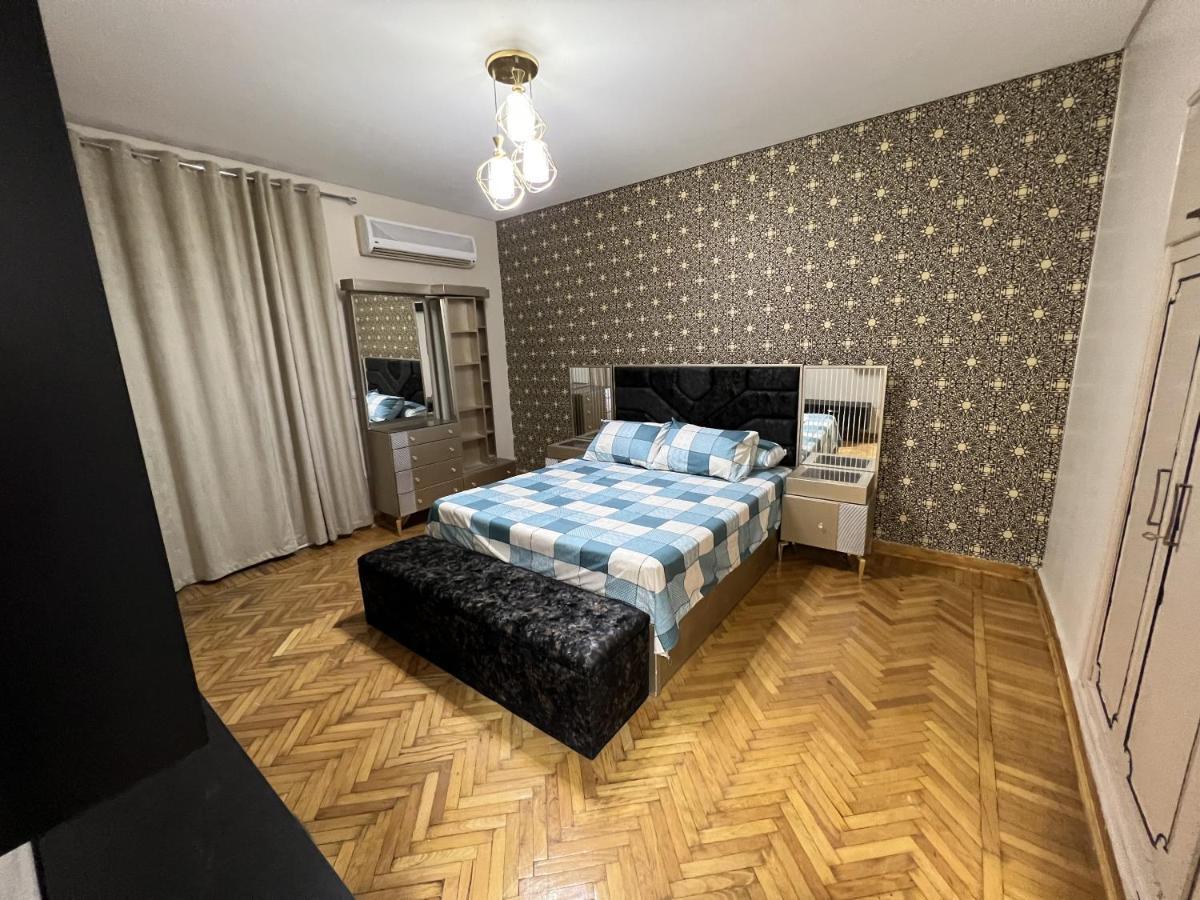 Luxurious In The Heart Of Overlooking The Nile, Dokki Apartment Cairo