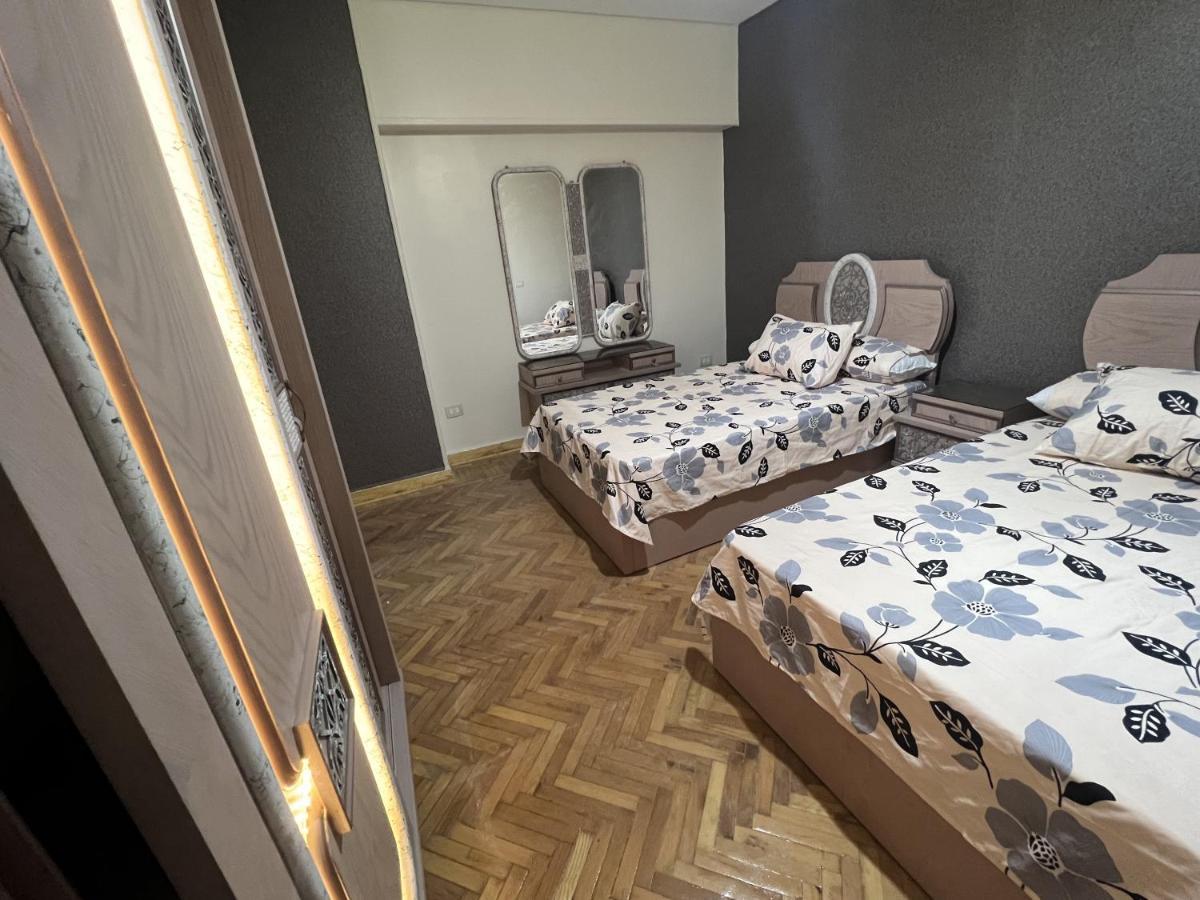 Luxurious In The Heart Of Overlooking The Nile, Dokki Apartment
